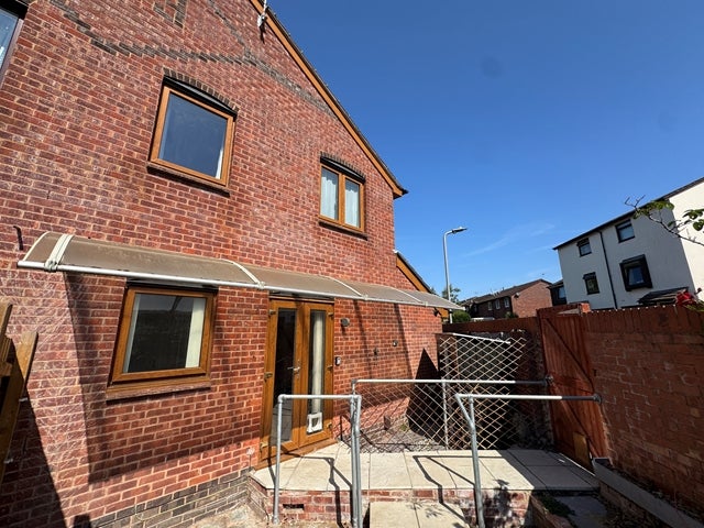 House Pound Lane in Exeter