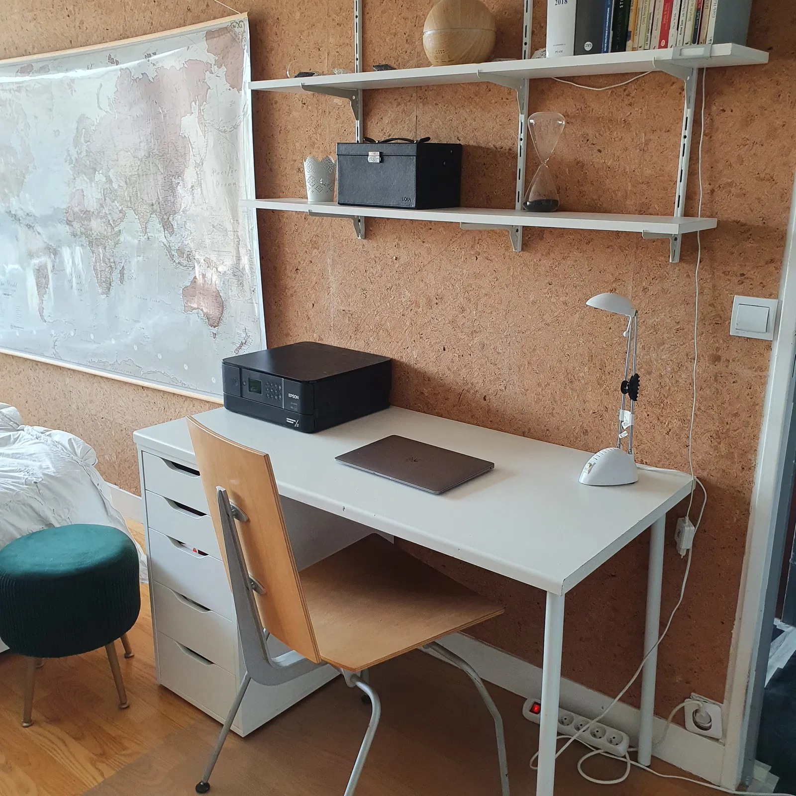 Chambre Rue des Longues Raies à Paris