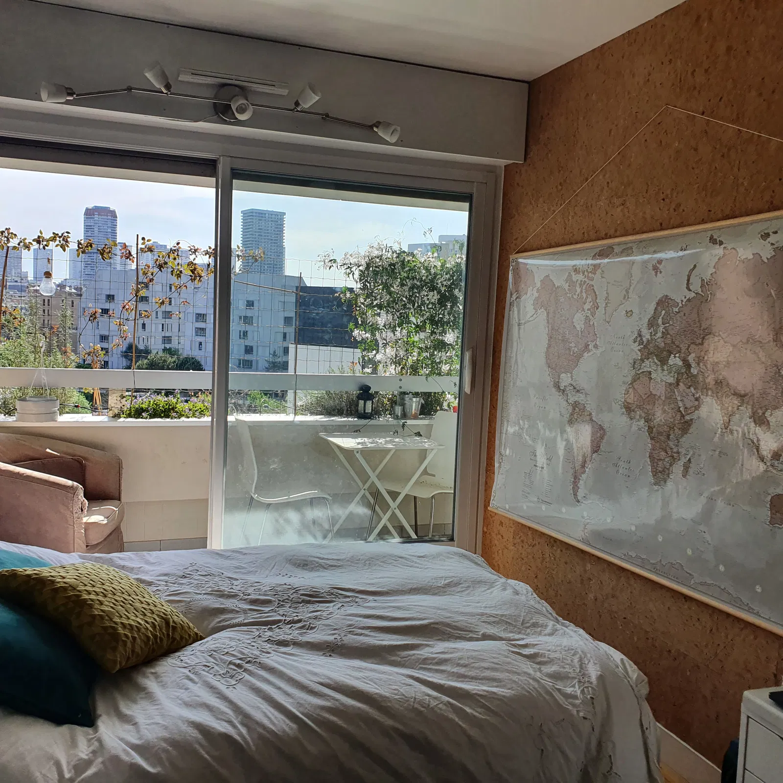 Chambre Rue des Longues Raies à Paris