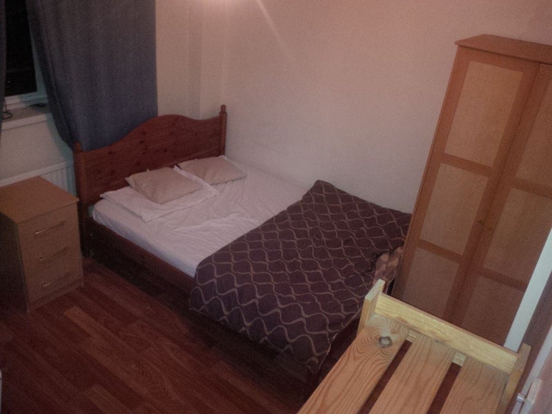 Room Harrison Street in Greater London