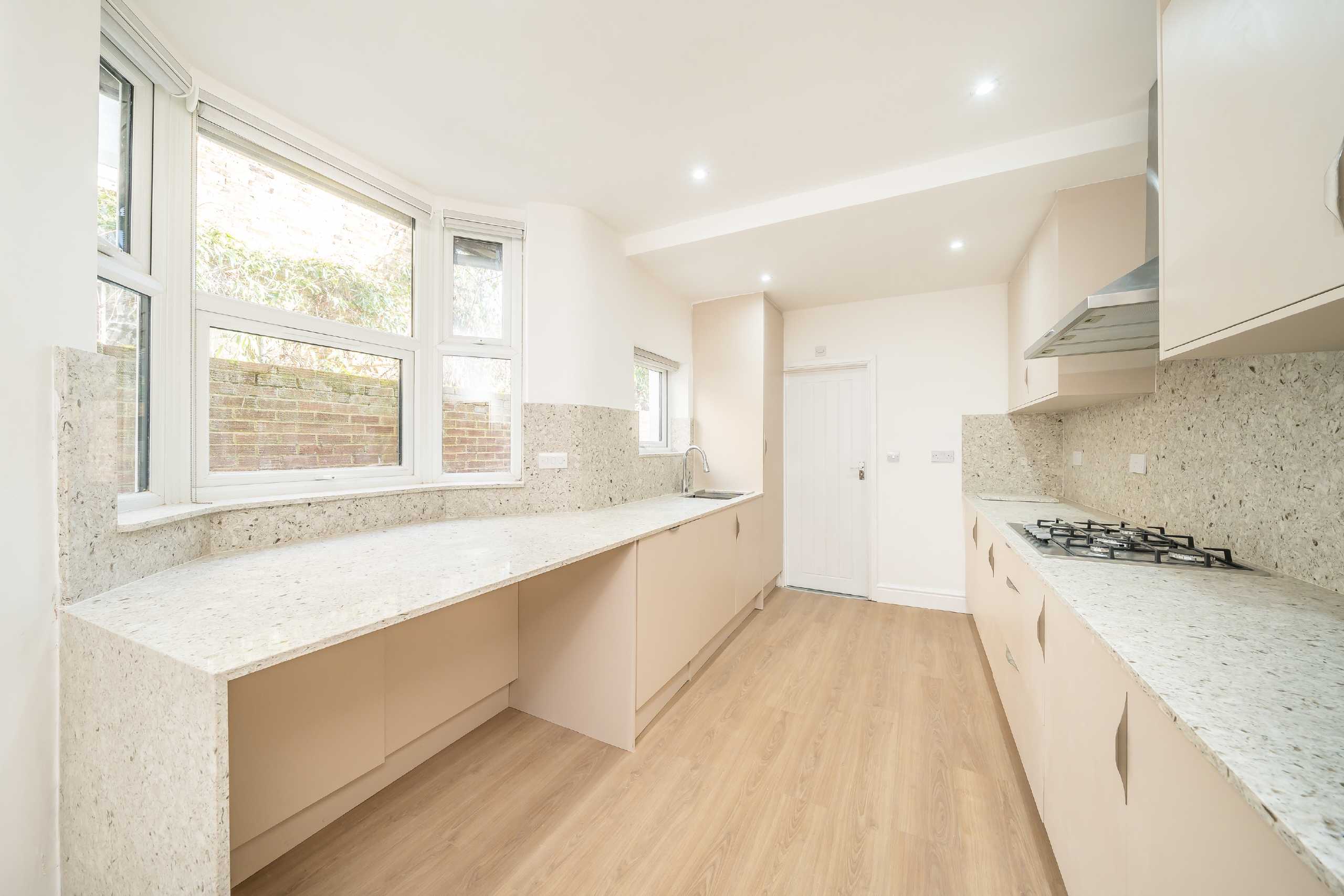 Flat Maybury Street in Greater London