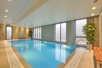 Flat Tizzard Grove in Greater London