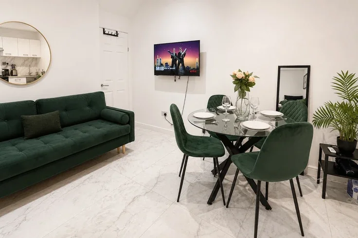 Flat Cromer Street in Greater London