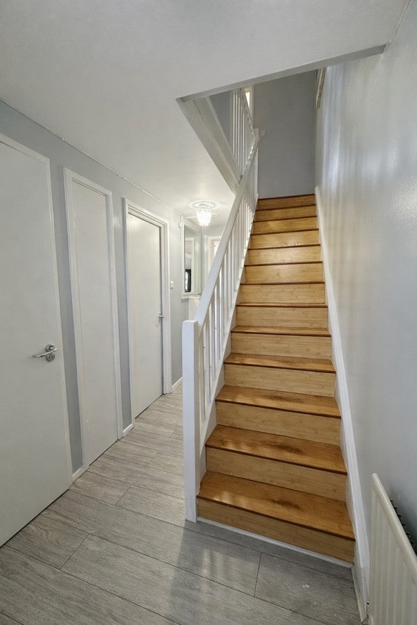Flat Archer Square in Greater London