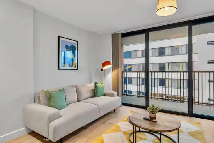 Flat Amity Grove in Greater London