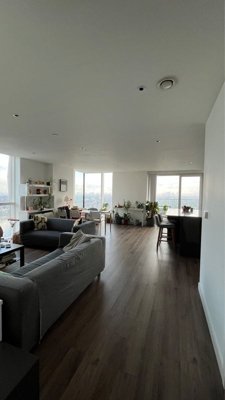 Room Devan Grove in Greater London
