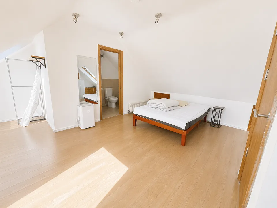 Room Malmesbury Road in Southampton