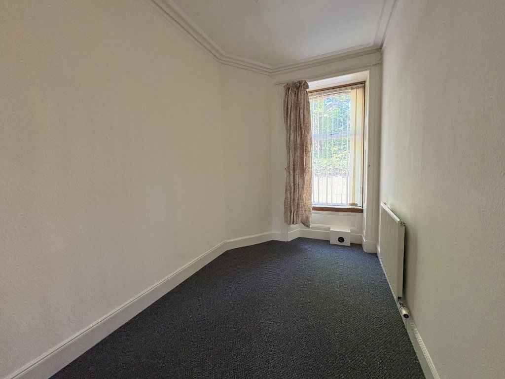 Flat Lochee Road in Dundee