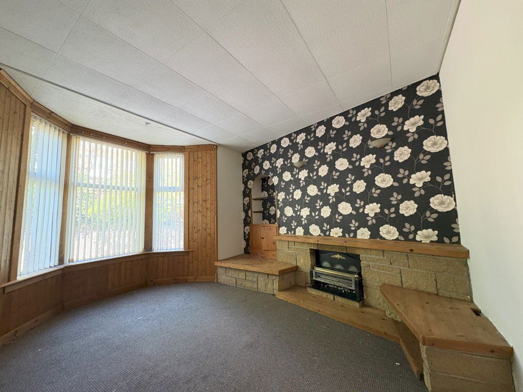 Flat Lochee Road in Dundee