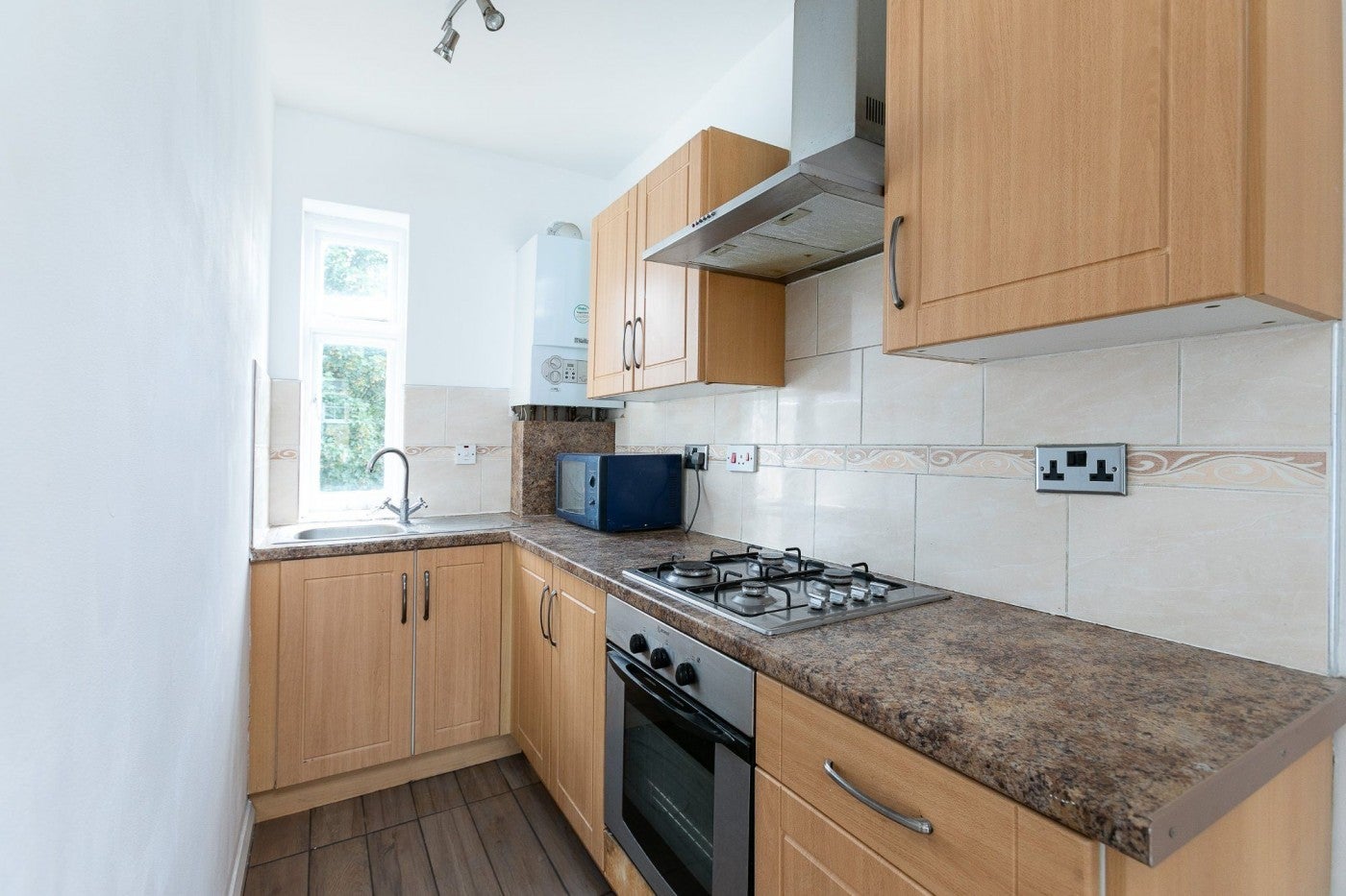 Flat Graham Road in Greater London
