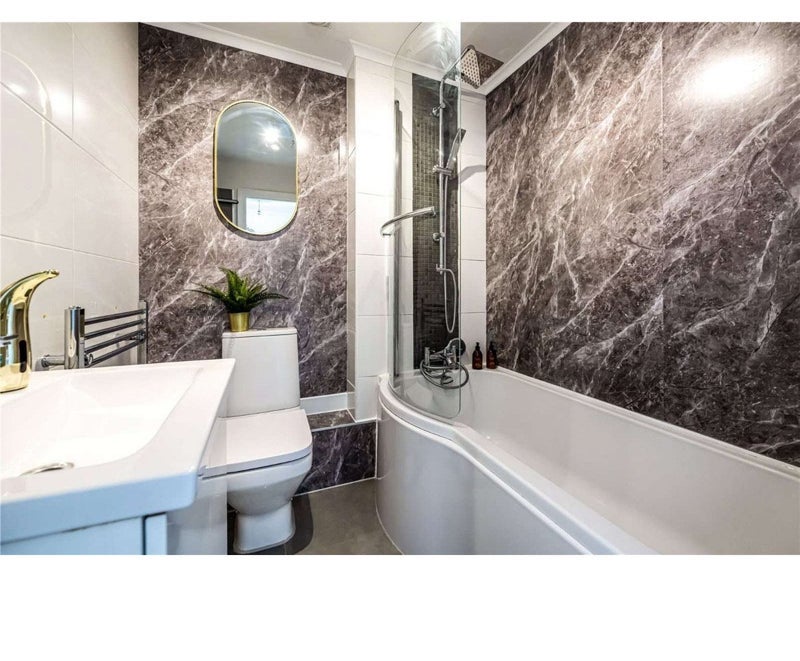 Room Dingle Gardens in Greater London