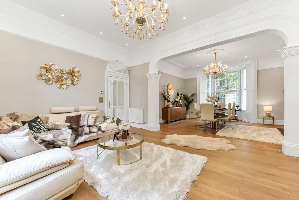 House Addison Road in Greater London
