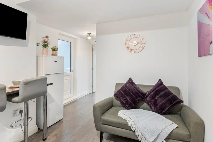 Room Montpelier Rise in Greater London