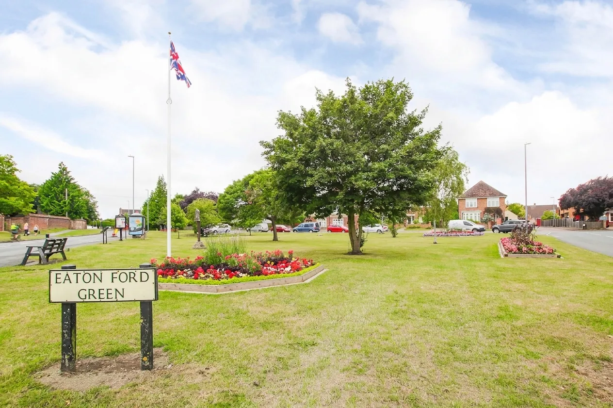 Flat Royce Court in Huntingdonshire