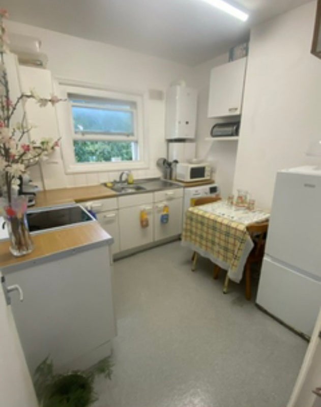 Room York Way in Greater London
