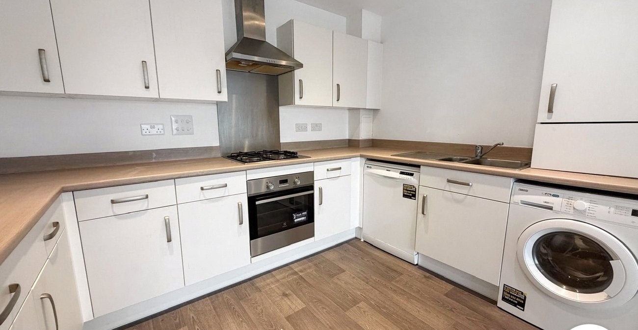 Flat Milburn Road in Gillingham