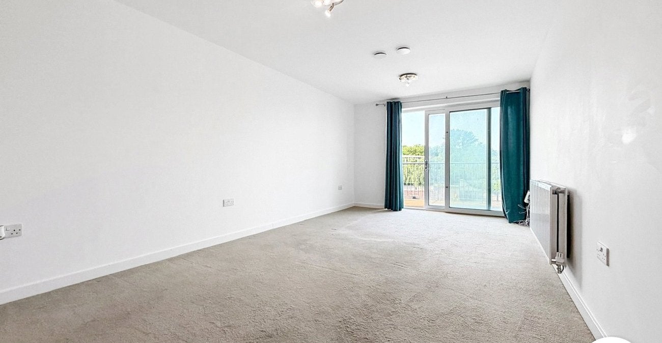 Flat Milburn Road in Gillingham