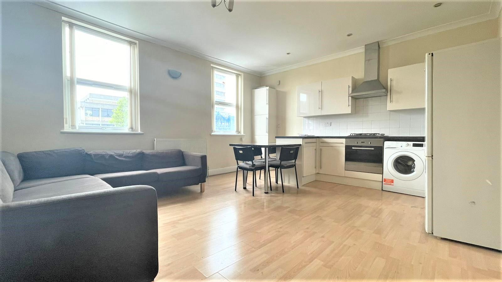 Flat London Road in Greater London