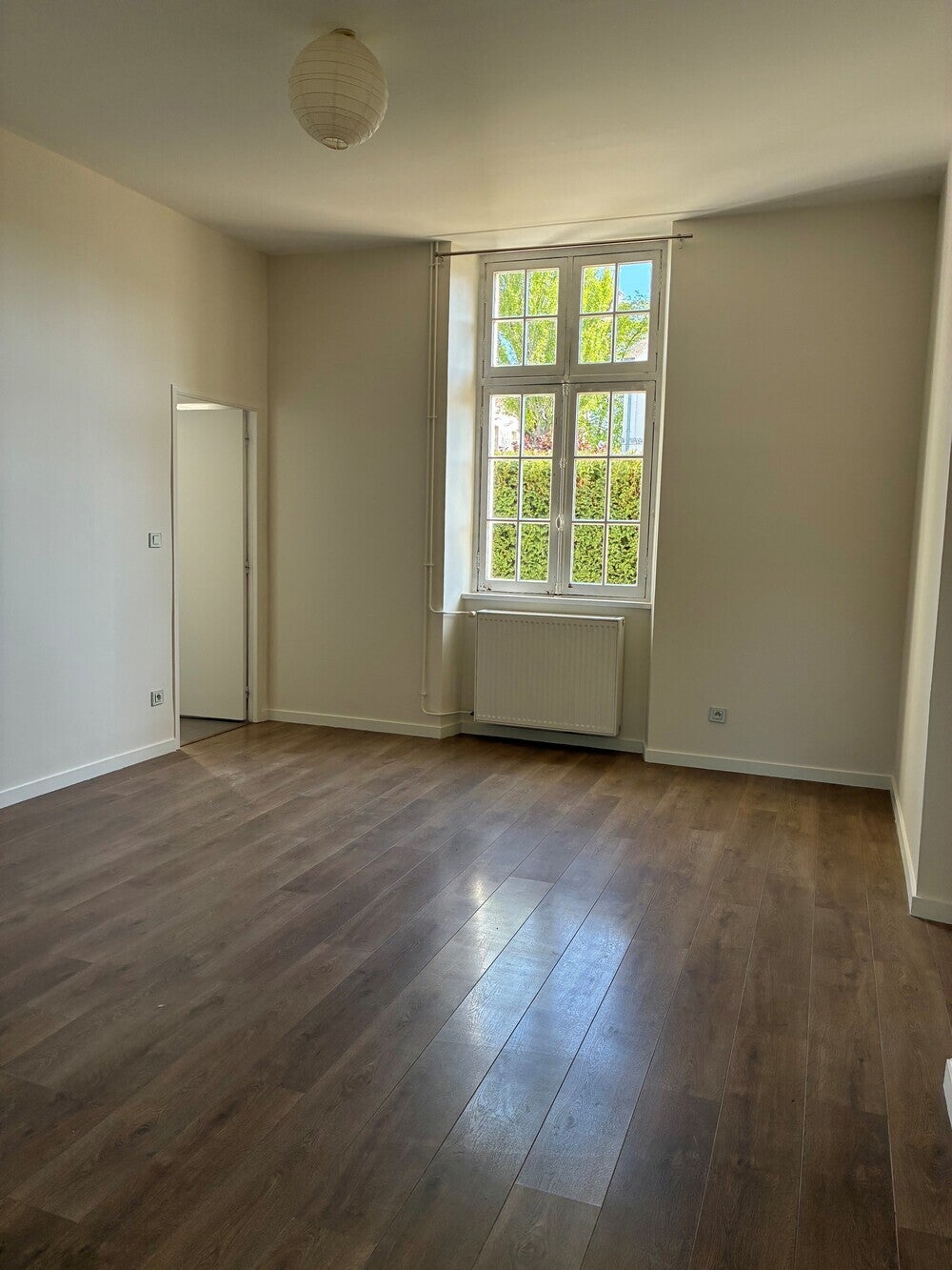 Flat Avenue Charles de Gaulle in Auxerre