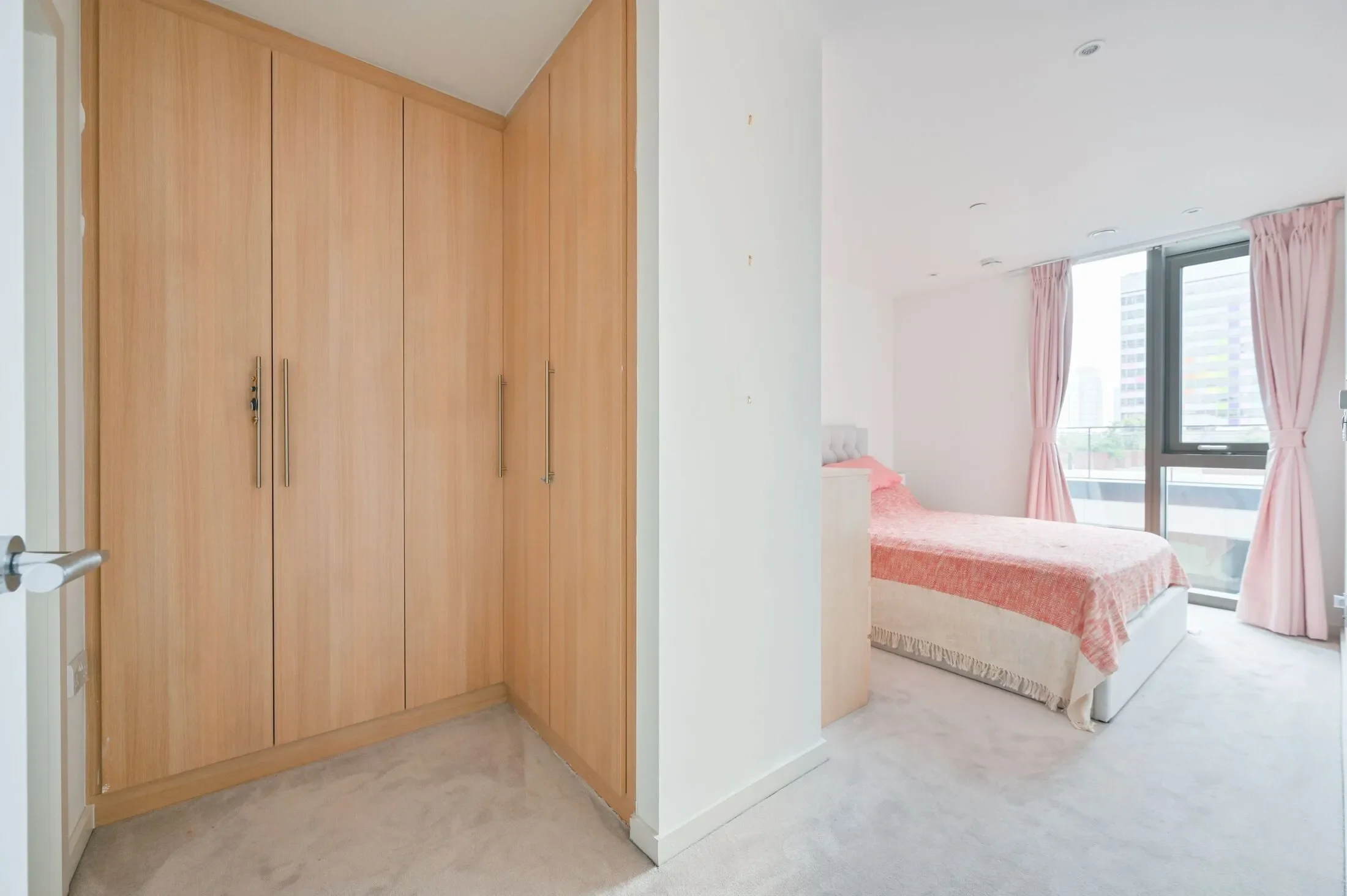 Flat St. Gabriel Walk in Greater London