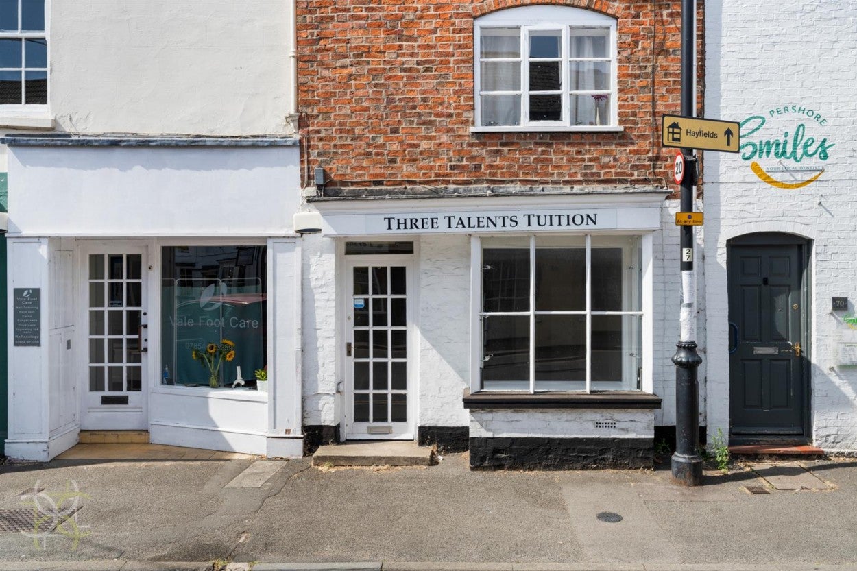 Flat High Street in Wychavon