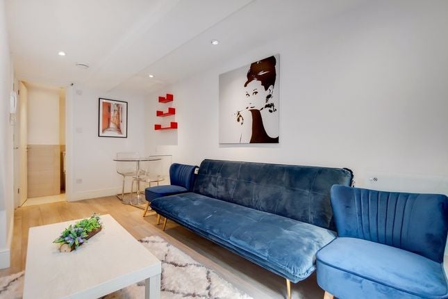 Flat Lithos Road in London