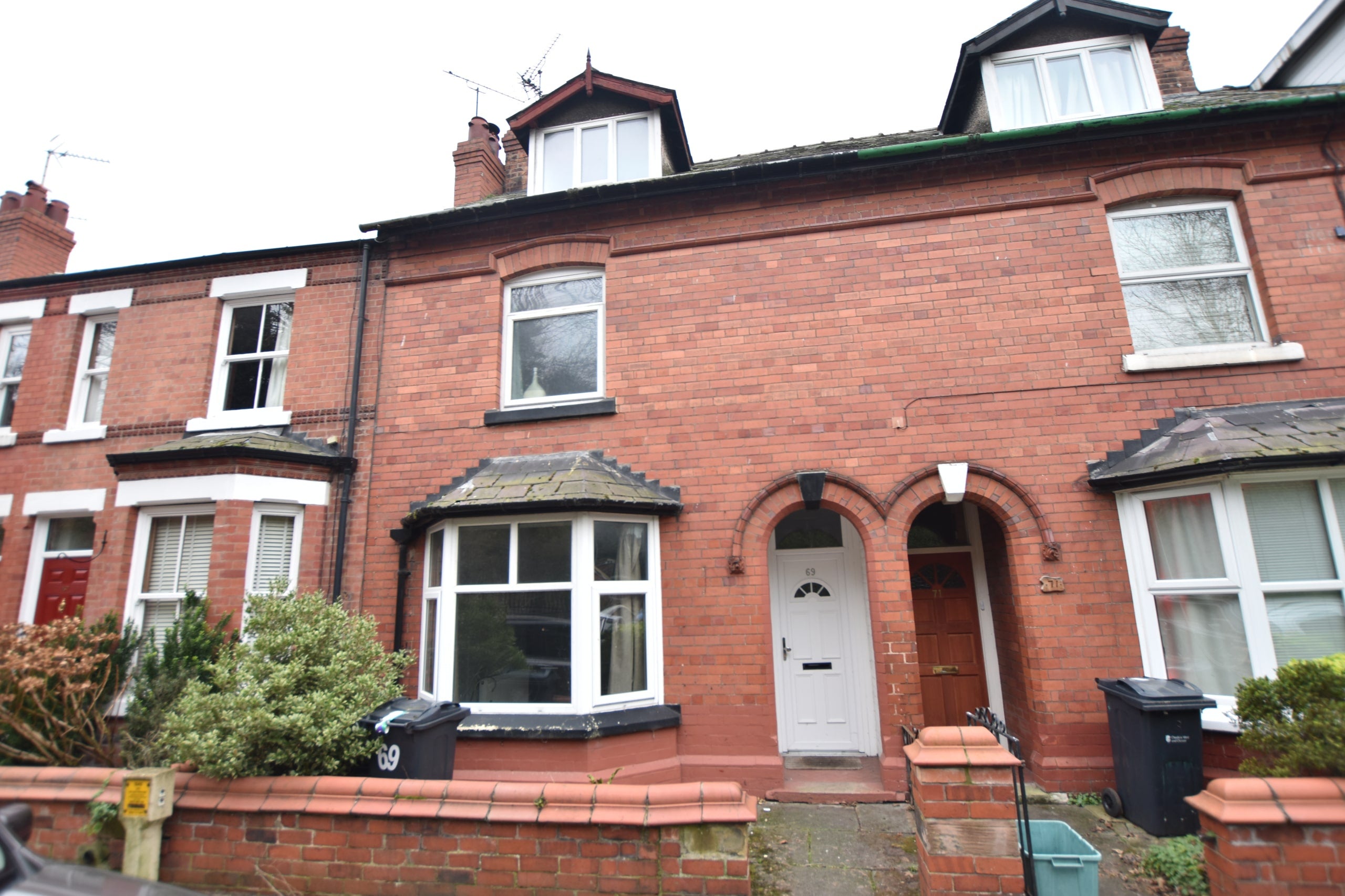 House Whipcord Lane in Chester