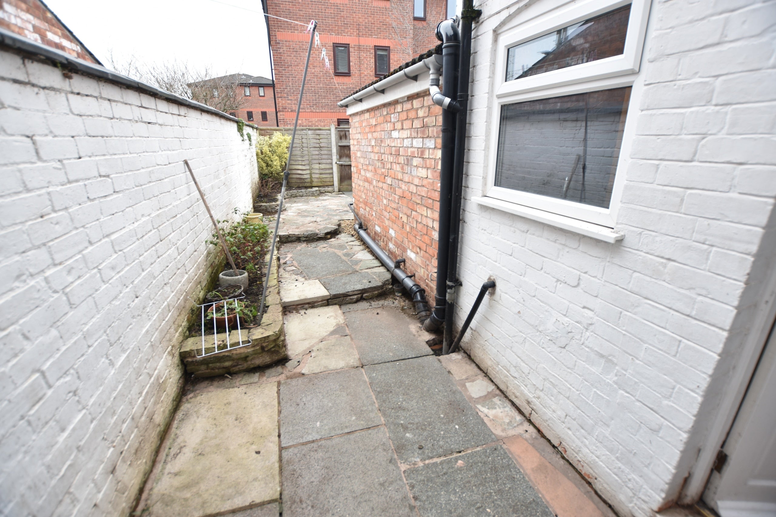 House Whipcord Lane in Chester