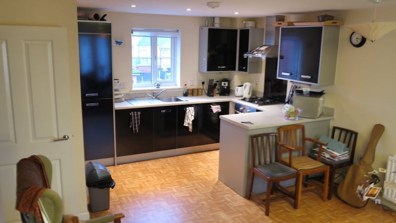 Room Wordsworth Road in Bristol