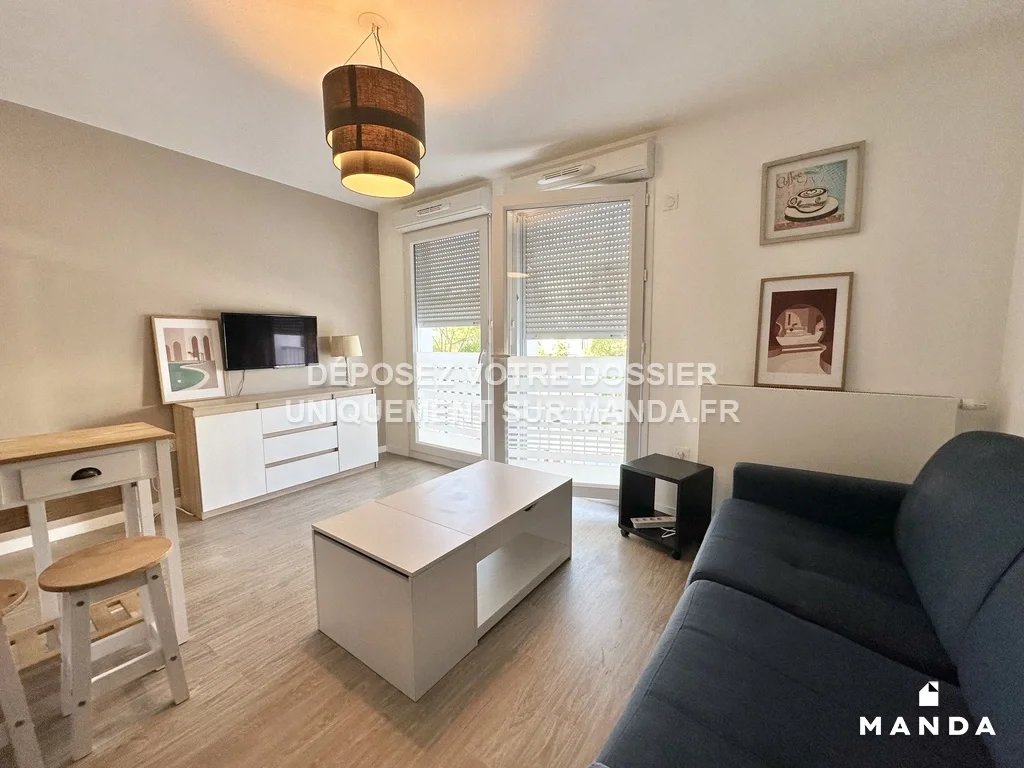Flat Mail des Corses in Meaux