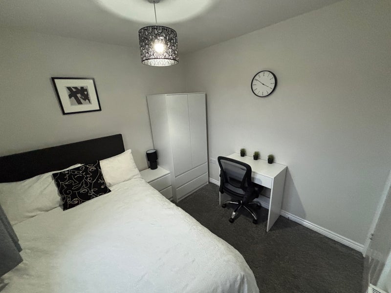Room Moston Lane in Manchester