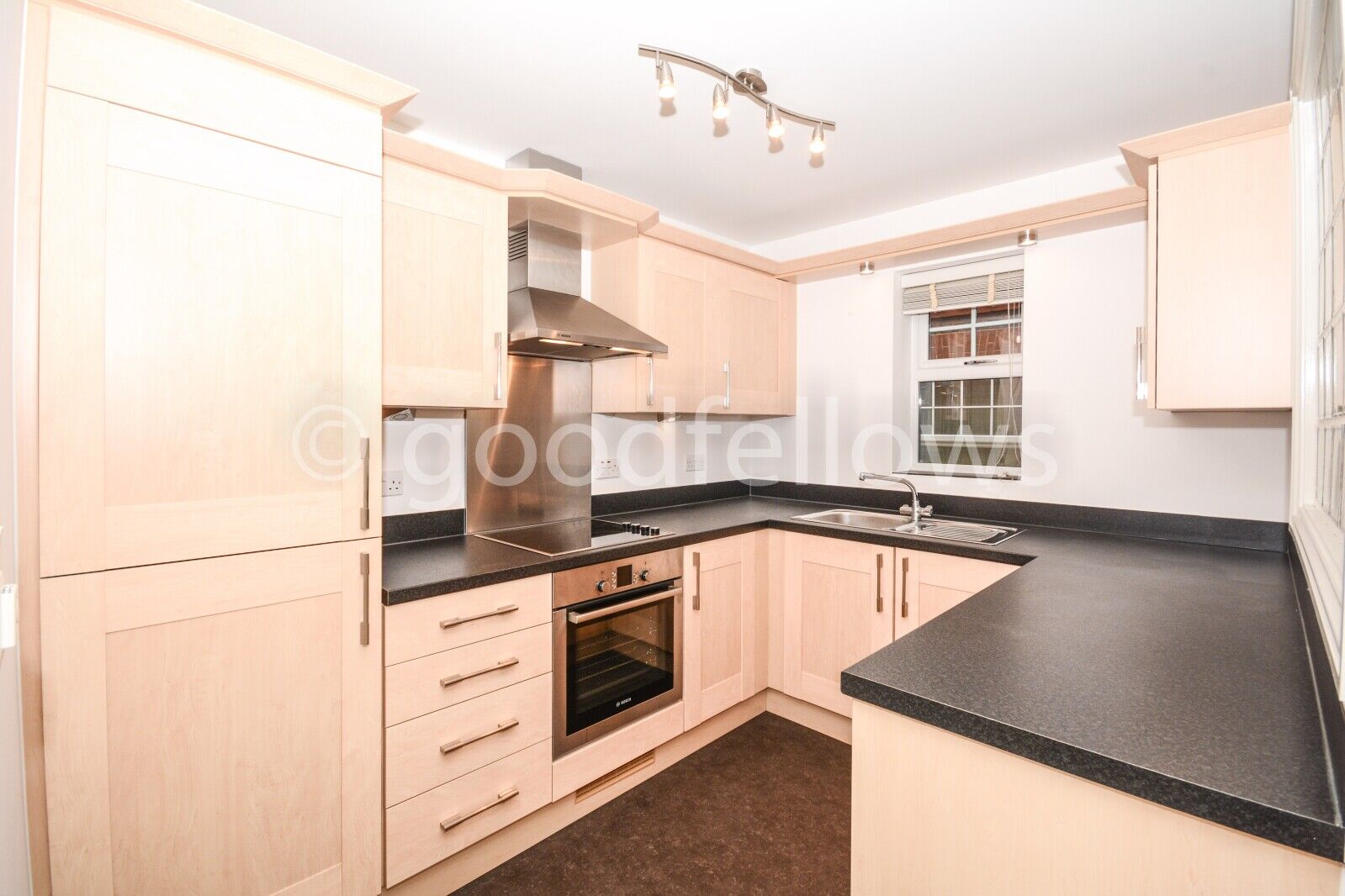 Flat GB 17 in Chatham
