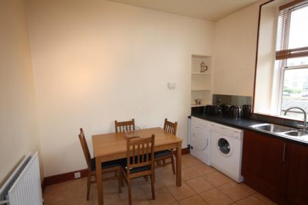 Flat Great Western Place in Aberdeen City