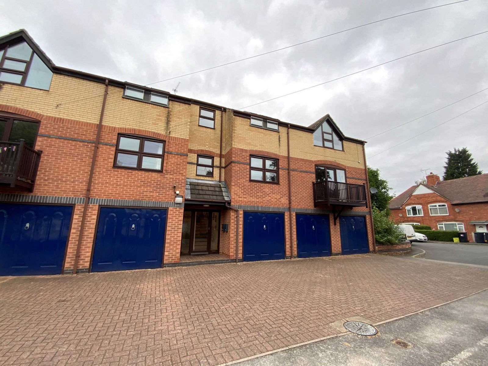 Flat Henry Road in Nottingham