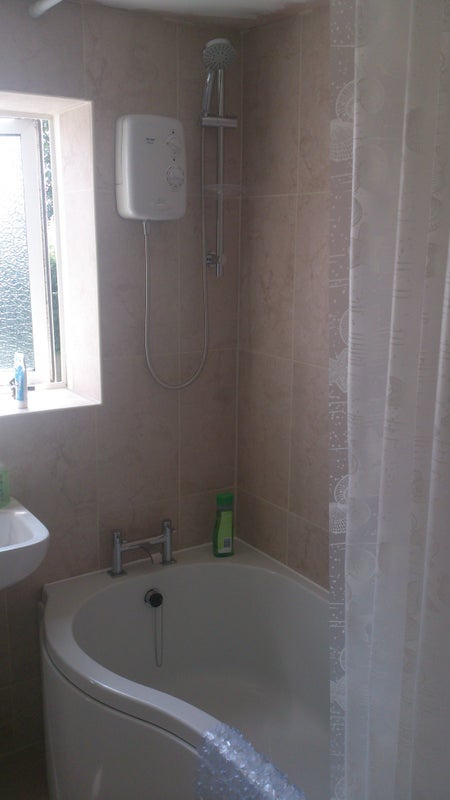 Room Arlescote Road in Metropolitan Borough of Solihull