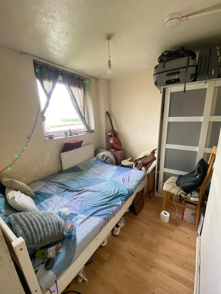 Room Hanbury Street in Greater London