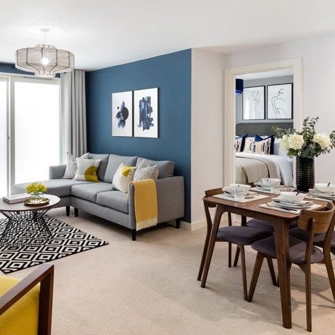 Room Dearmans Place in Salford