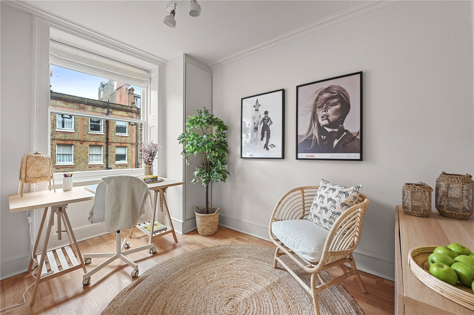 Flat Nottingham Place in City of Westminster