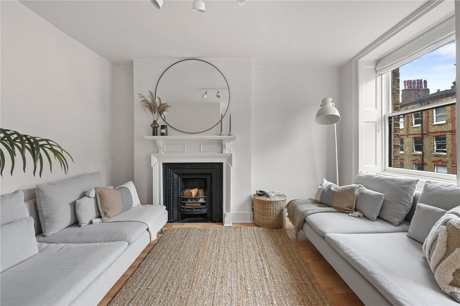Flat Nottingham Place in City of Westminster