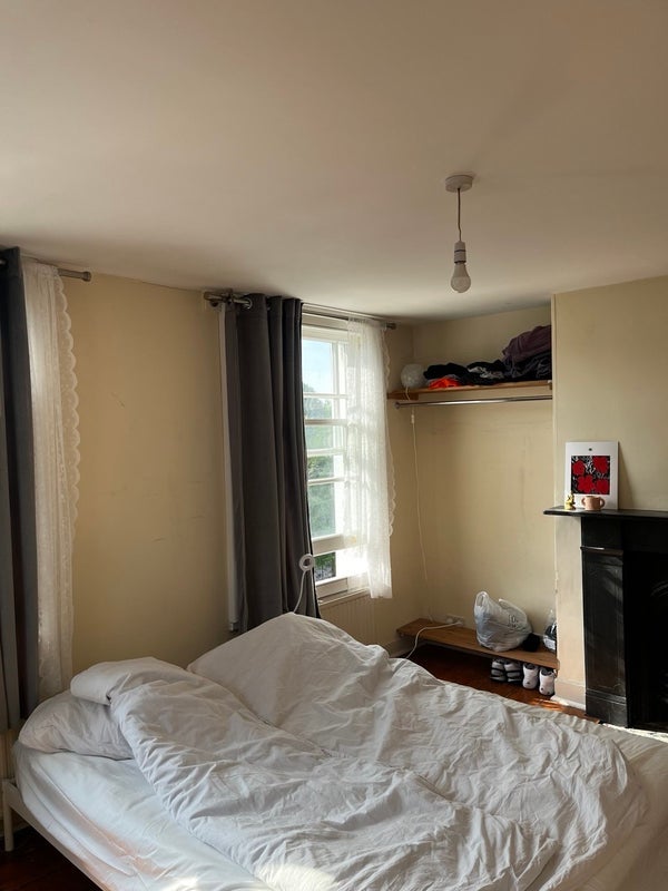 House De Beauvoir Road in Greater London
