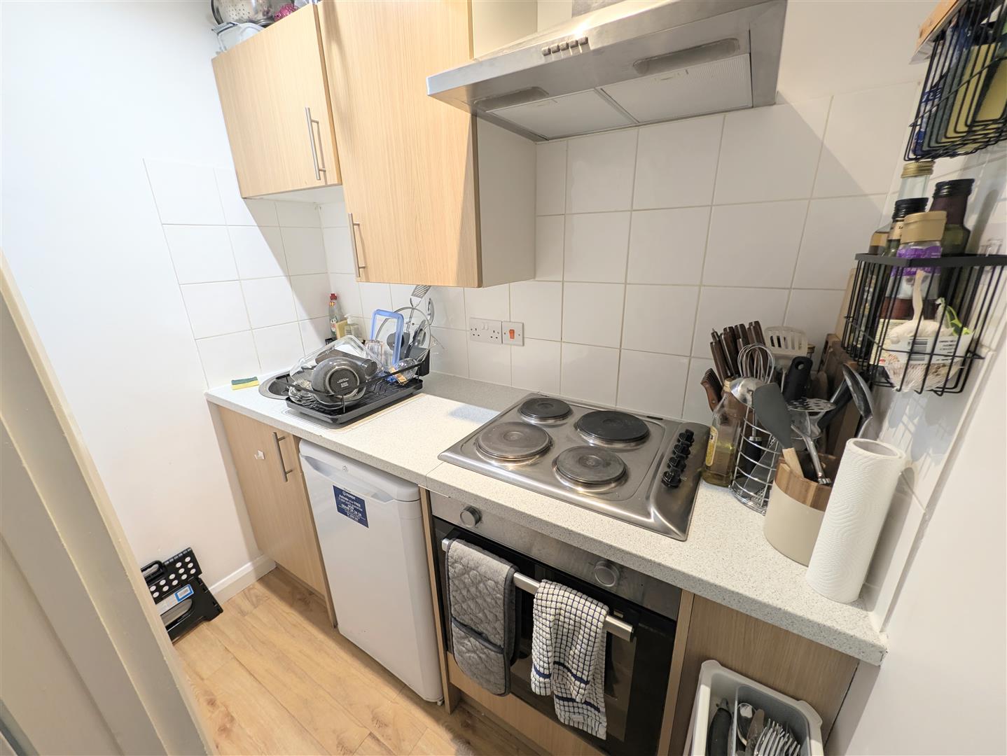 Flat Montem Road in Greater London