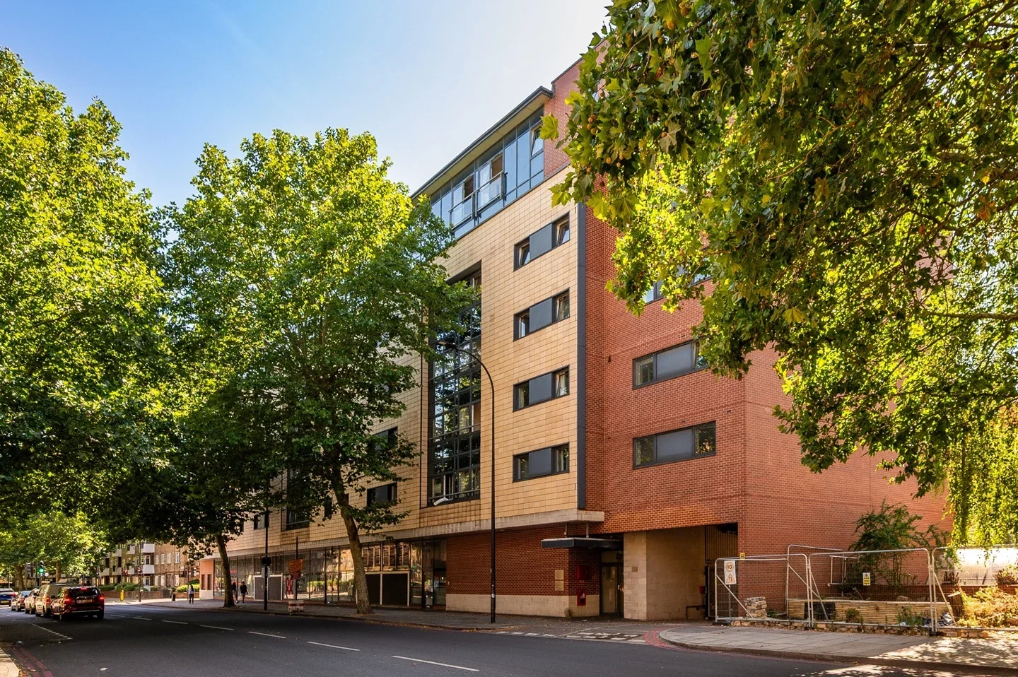 Flat Great Dover Street in Greater London