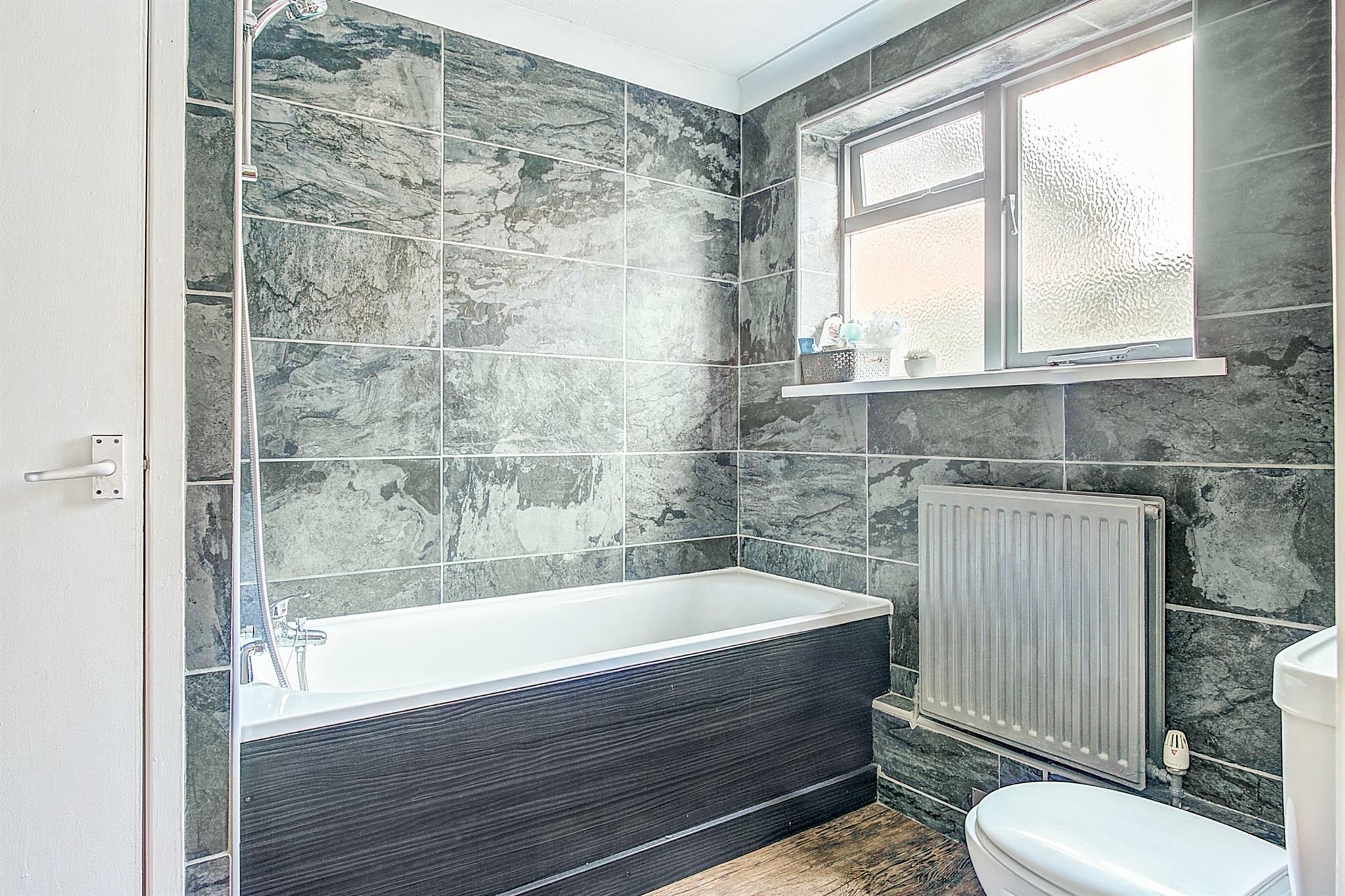 Flat Little Whyte in Huntingdonshire