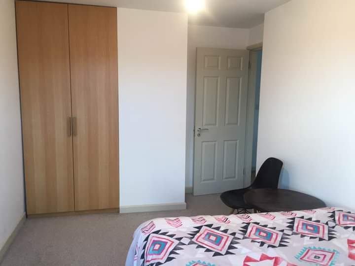 Room Sturrock Close in Greater London