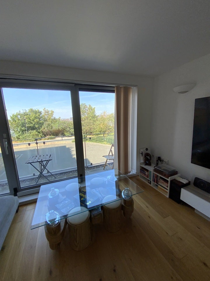 Flat Merbury Close in Greater London
