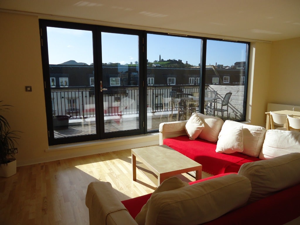 Flat Hopetoun Street in City of Edinburgh
