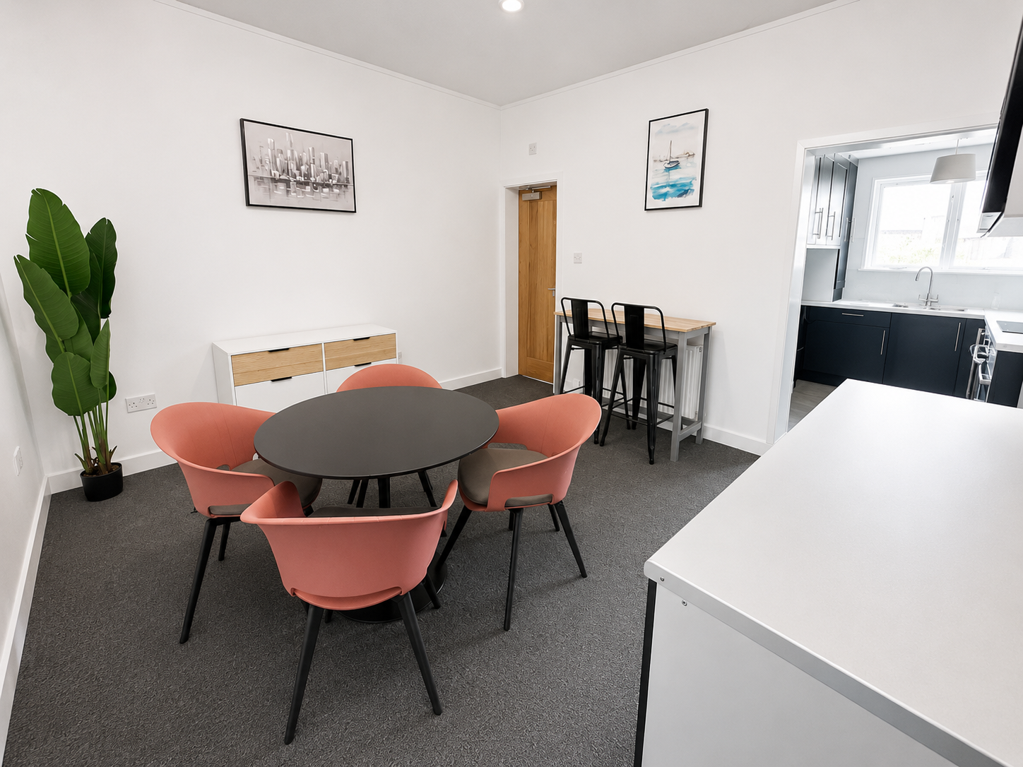 Room Dewsbury Road in Wakefield