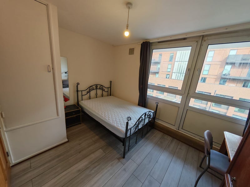 Flat Stanhope Street in Greater London