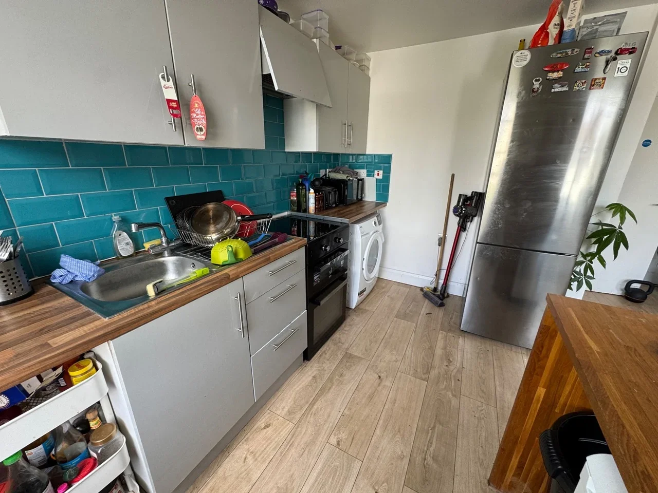 Flat Montpelier Road in Greater London