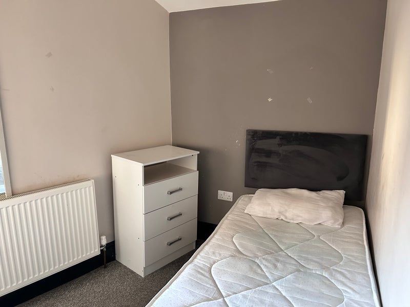 Room Gresham Road in Middlesbrough